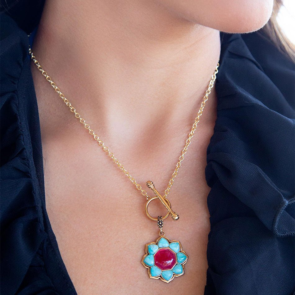 Blue Turquoise and Red Quartz Golden Chain Necklace